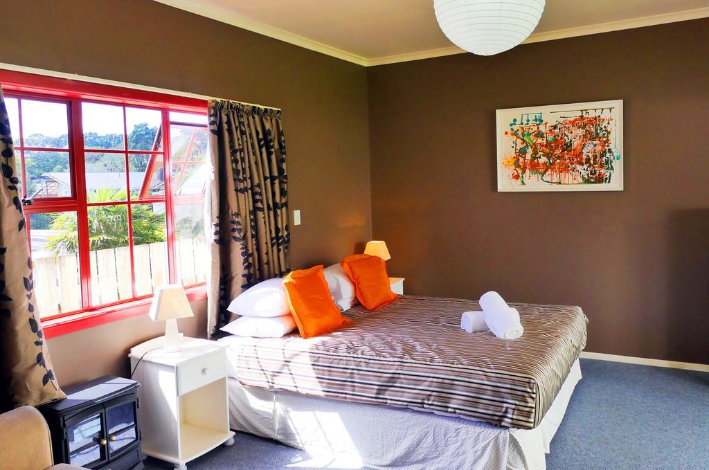 Ducks & Drakes Boutique Motel & Backpackers Ню Плимут Екстериор снимка